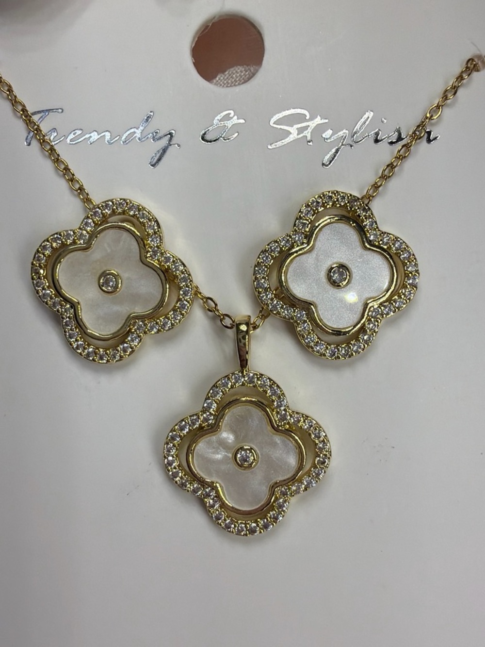 Gold-Tone White Mother-of-Pearl Clover Necklace Set